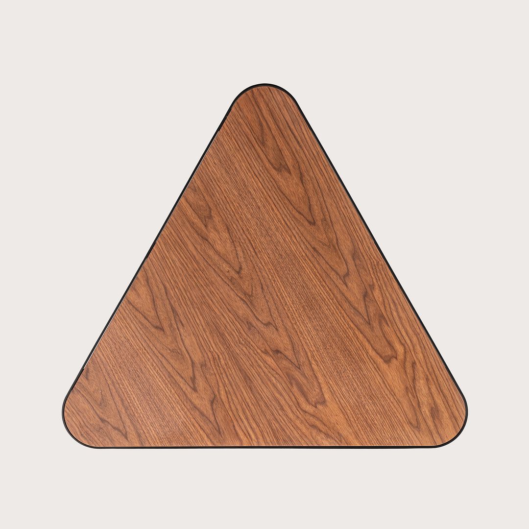 Adele Table