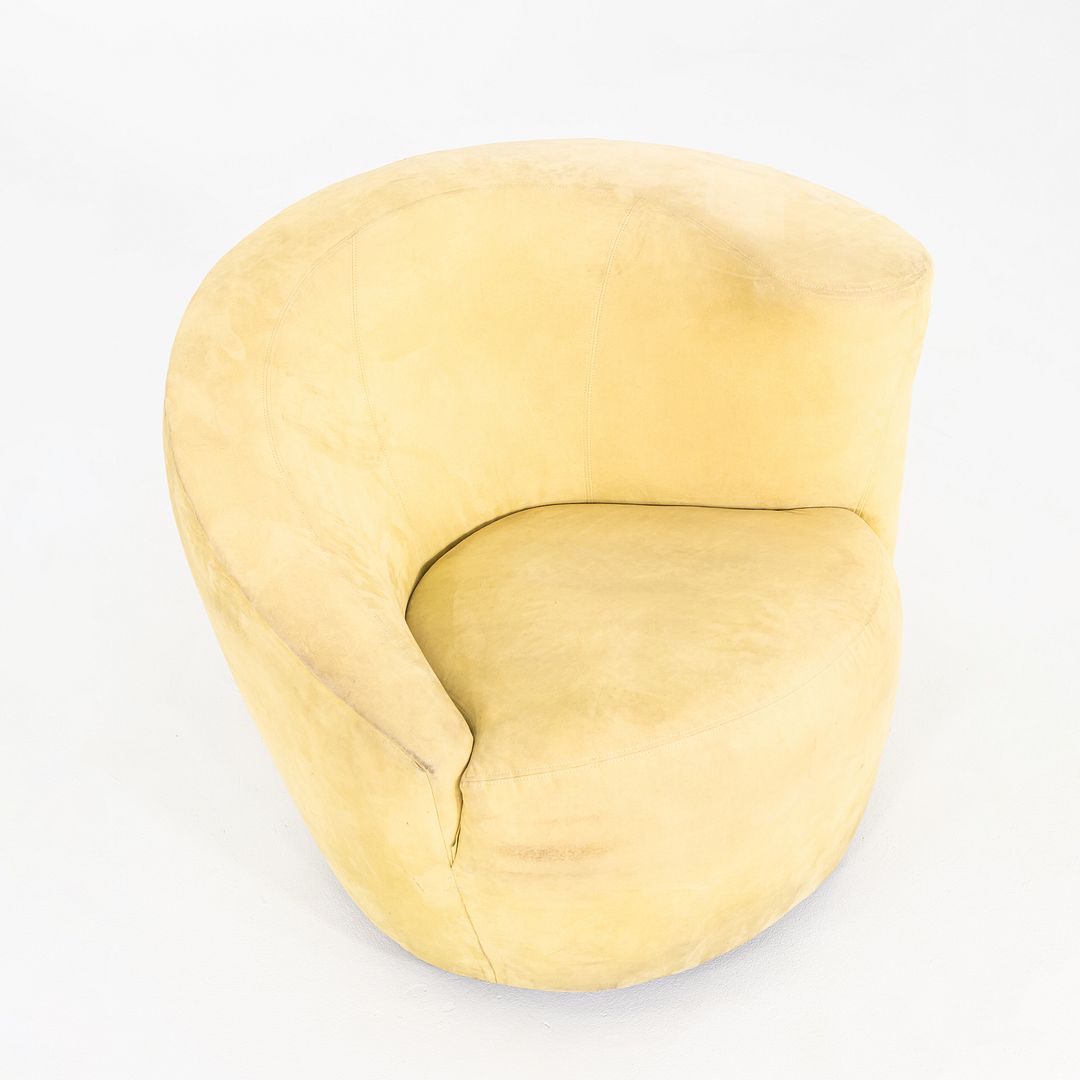 Nautilus Swivel Chair