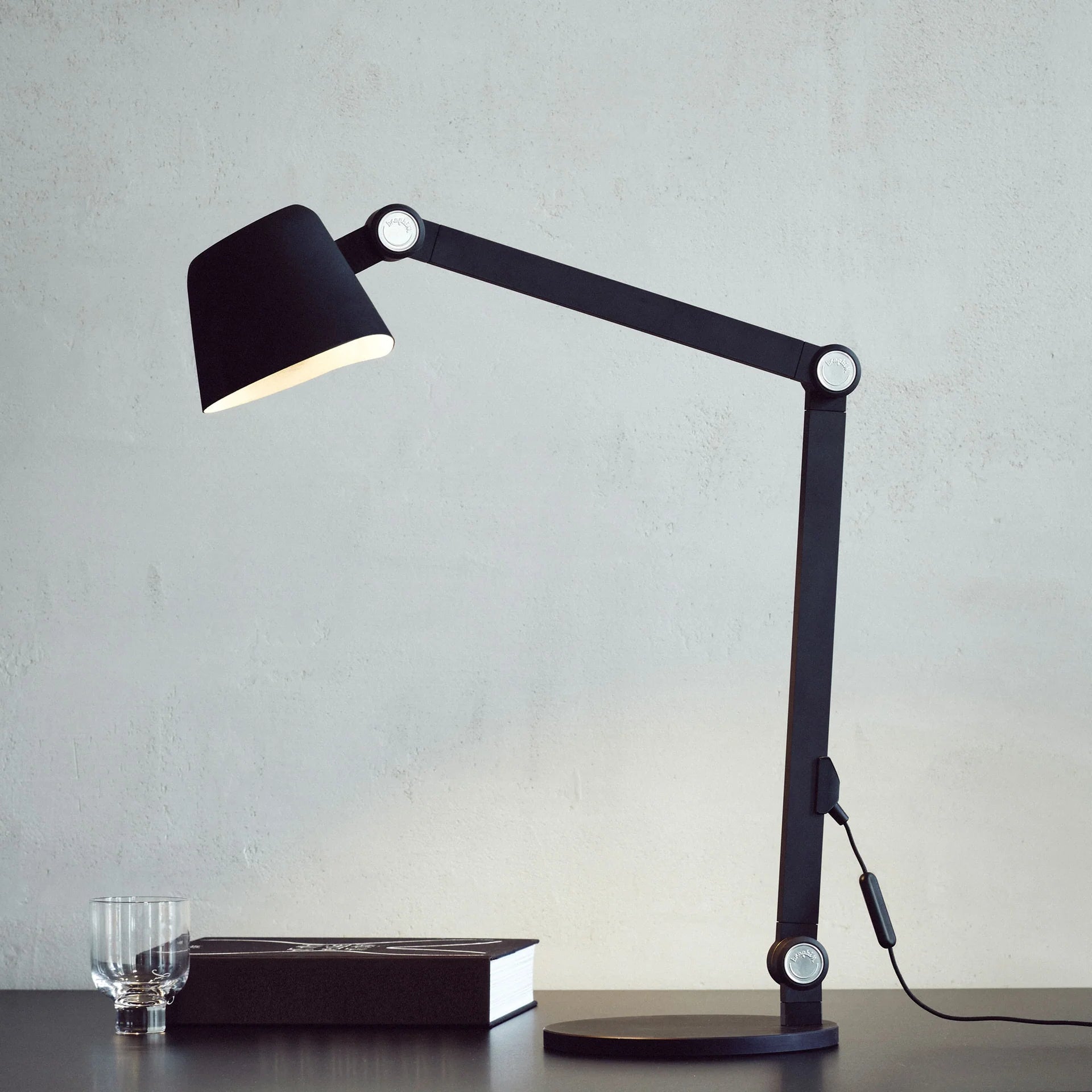 Modular Neo Table Lamp — Oval