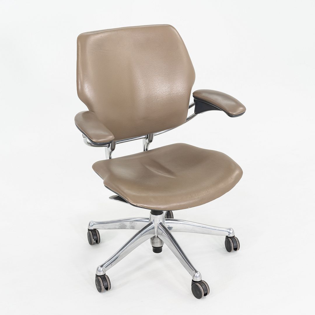 Freedom Task Desk Chair