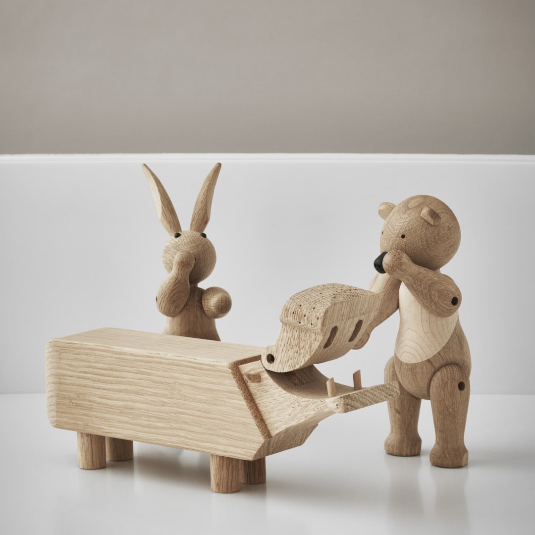 Rabbit — Oak