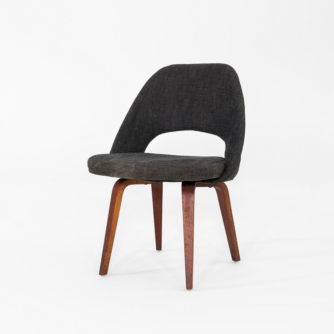 Saarinen Executive Side Chair