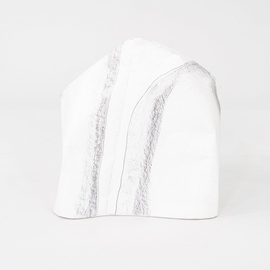 Paper Chair, Curves and Swerves
