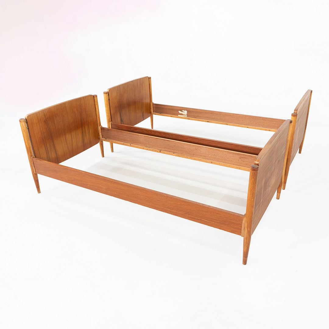 Twin Bed