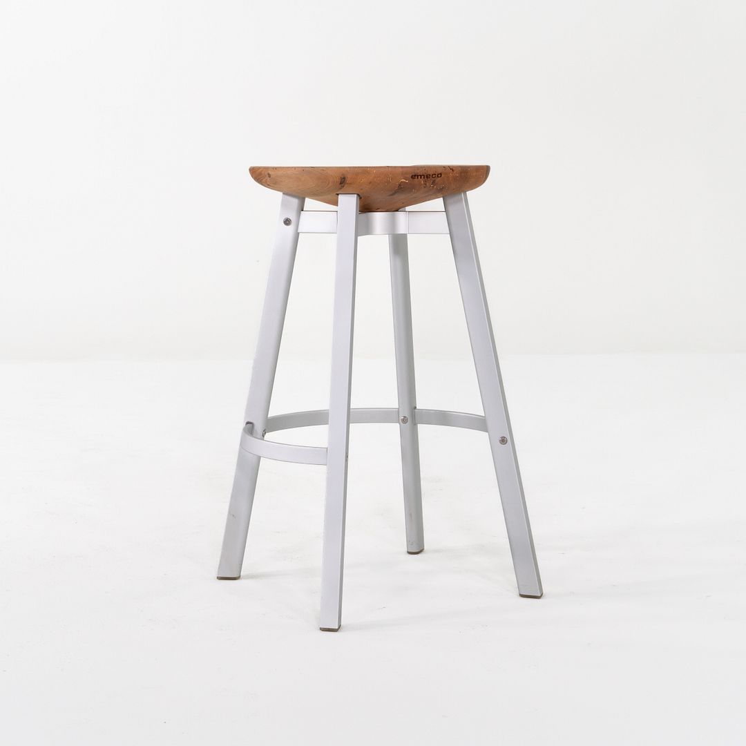 SU Bar Stool