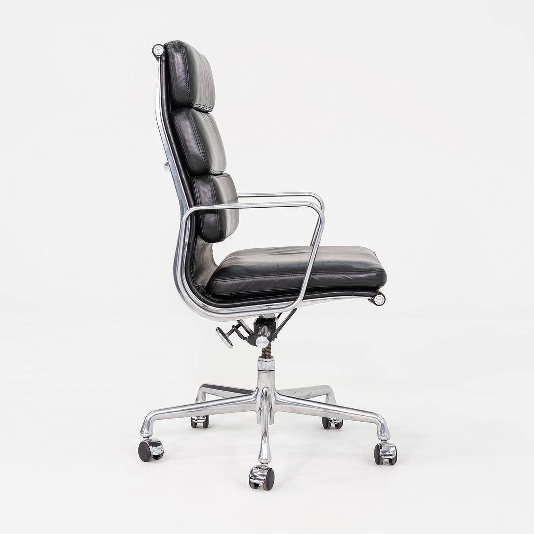 Soft Pad Executive Desk Chair