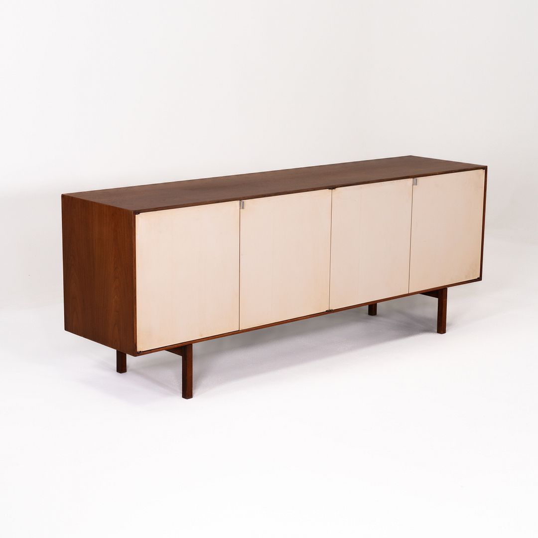 Cabinet, Model 541