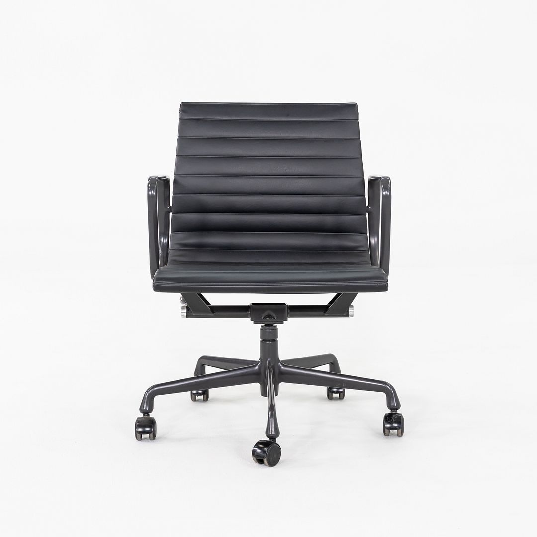 Aluminum Group Management Desk Chair, Model EA335