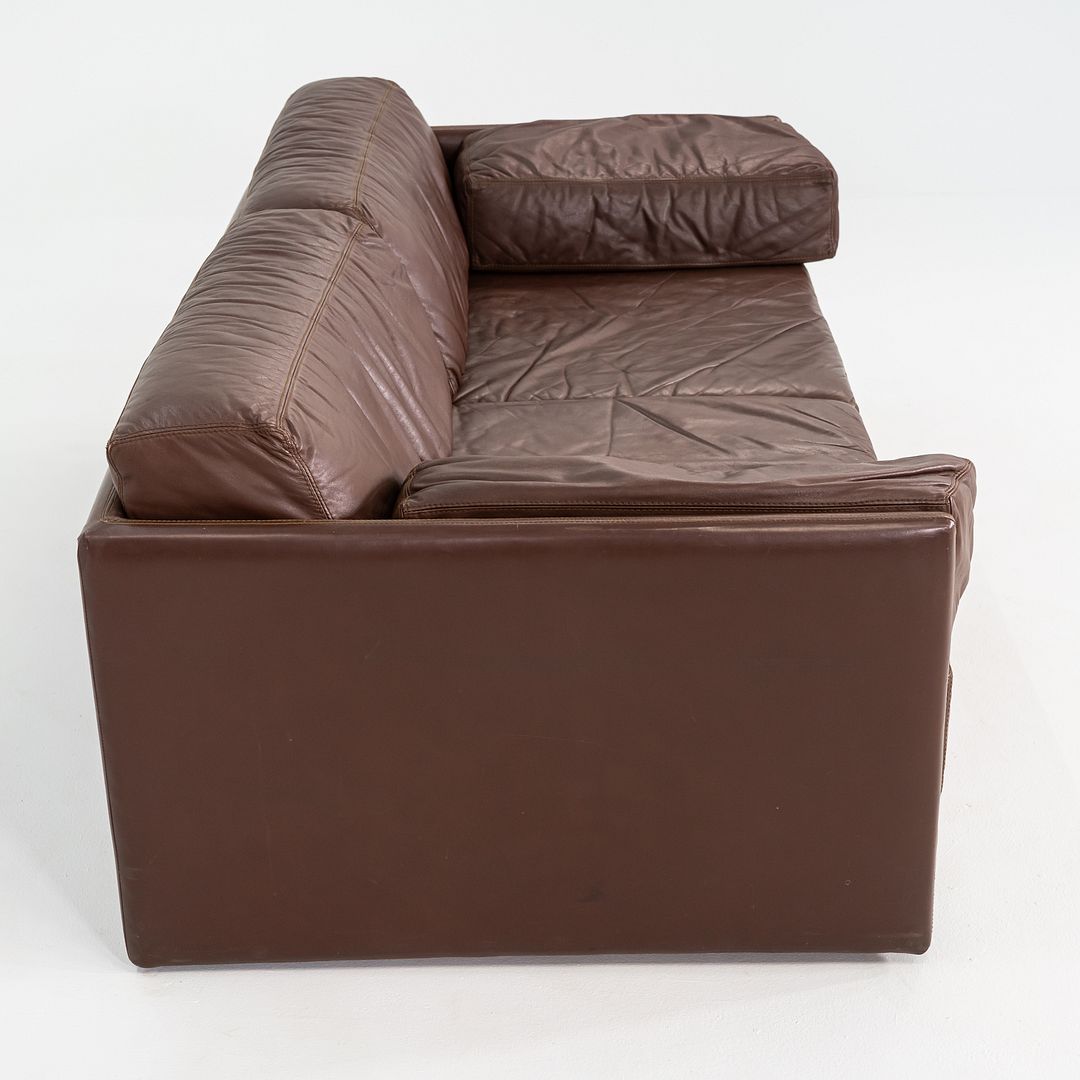 DS-76 Sofa