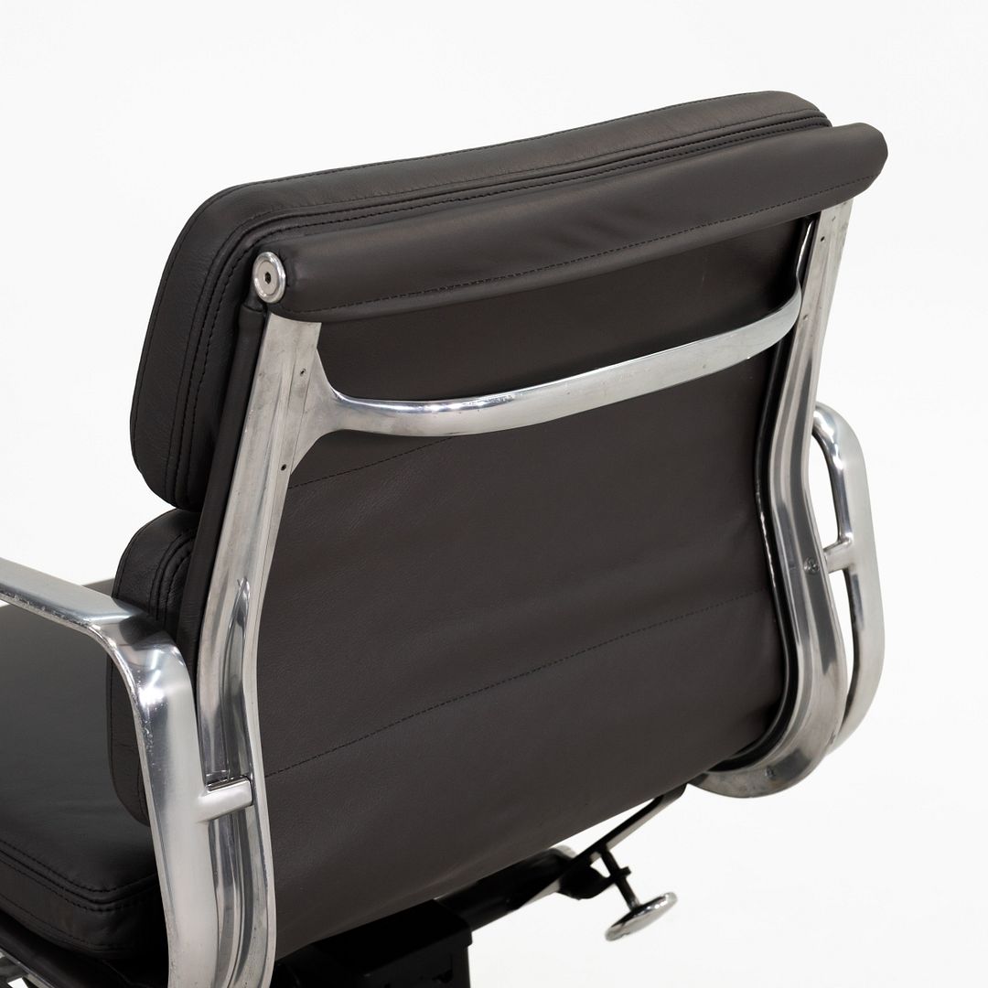 Aluminum Group Soft Pad Management Desk Chair, Model EA435