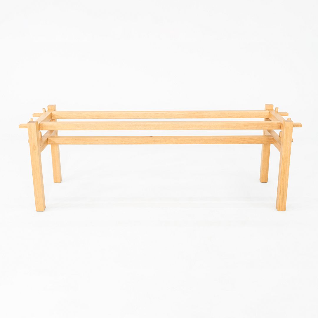 KVP10 Dining Table