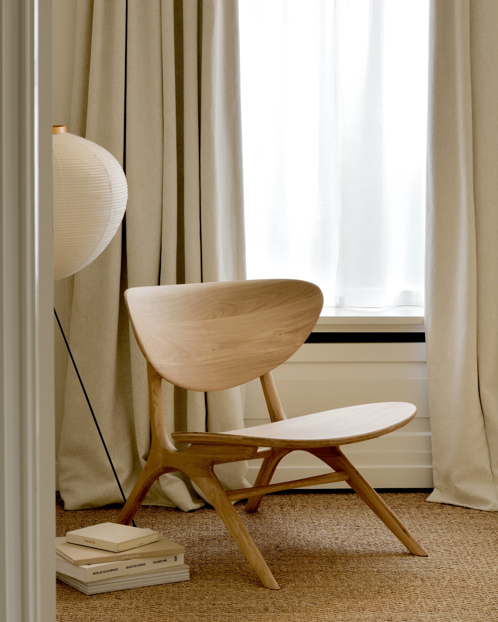 Eye Lounge Chair — Wood Seat