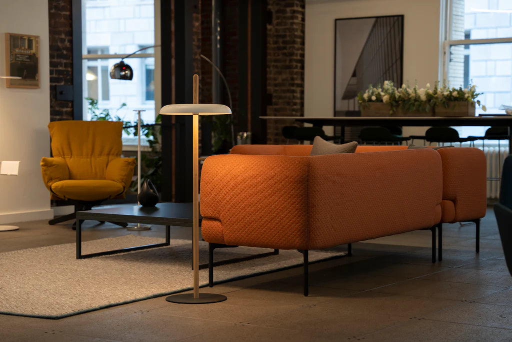 Nivél Portable Floor Lamp