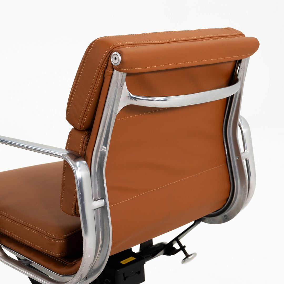 Aluminum Group Soft Pad Management Desk Chair, Model EA435