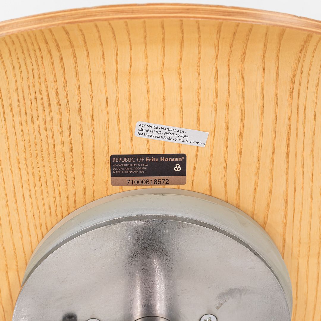 Series 7 Desk Chair, Model 3217