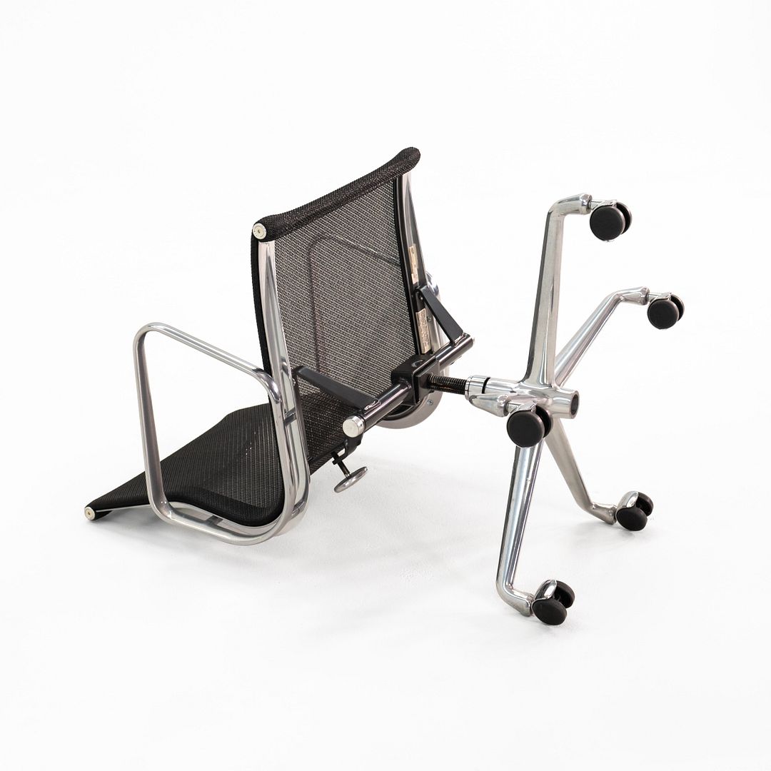 Aluminum Group Management Chair, Model EA335