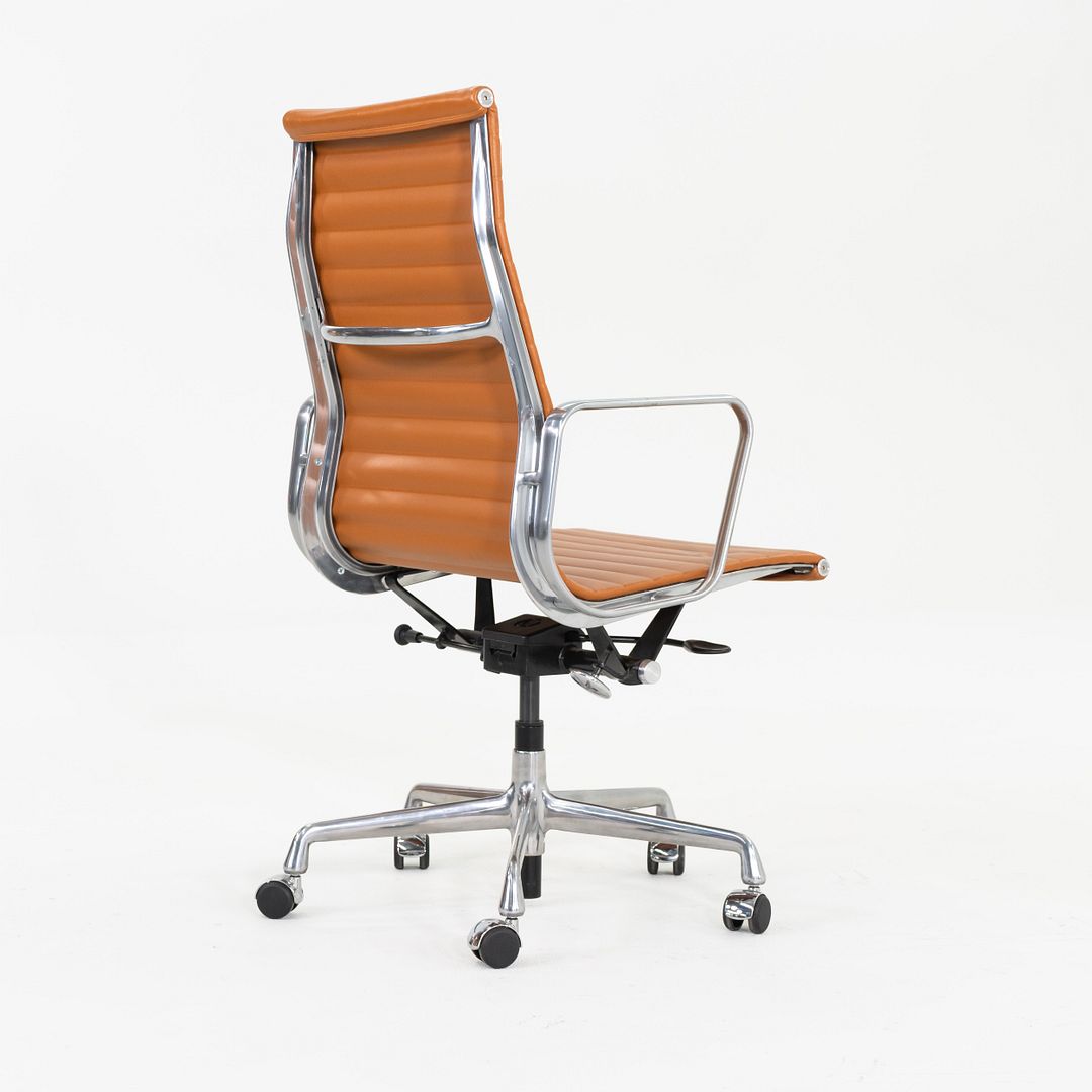 Aluminum Group Executive Desk Chair, EA337