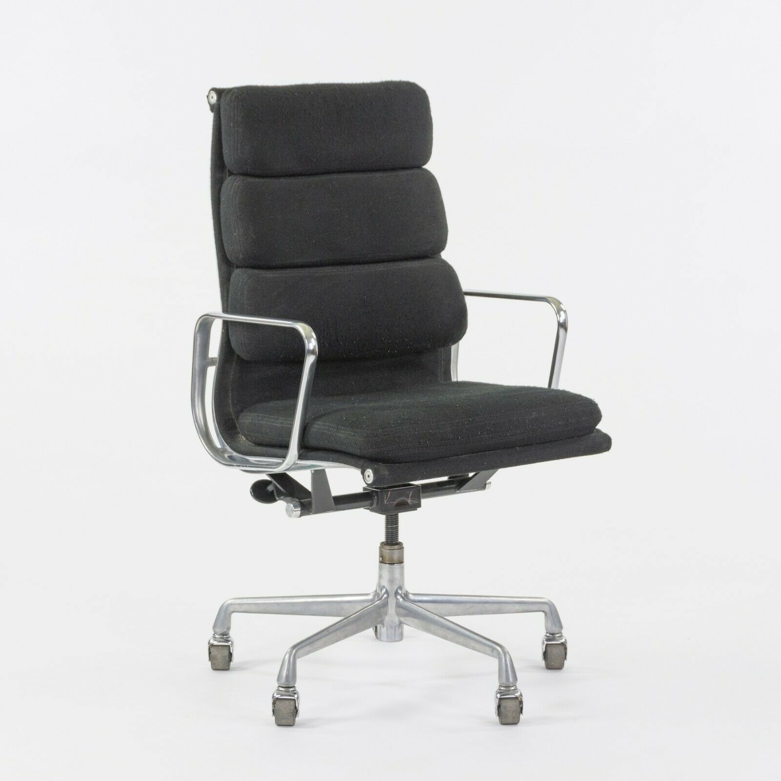 Vintage Adjustable Dark Grey Leather Ea219 Soft Pad Desk Chair by