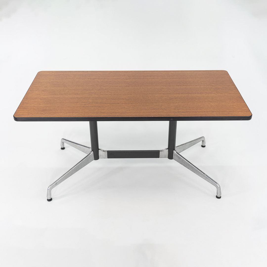 Segmented Conference Table, Model ET187