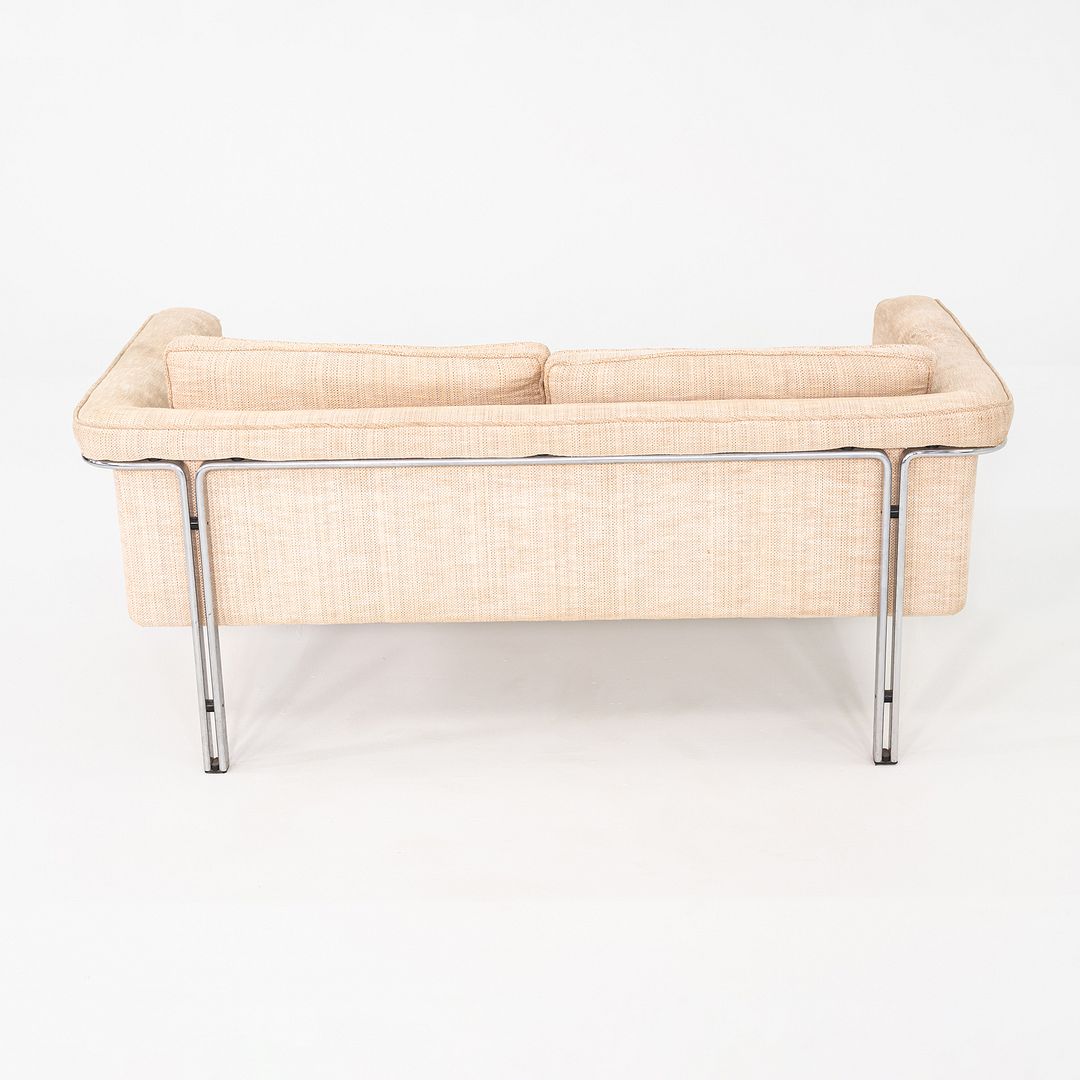 Model HB 6912 Sofa