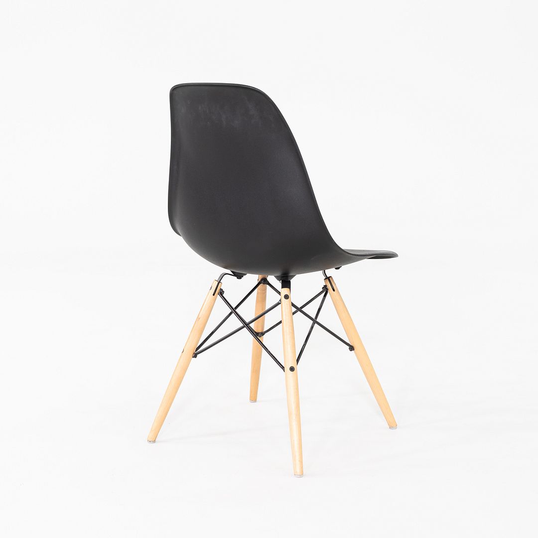 DSW Side Chair with Dowel Base