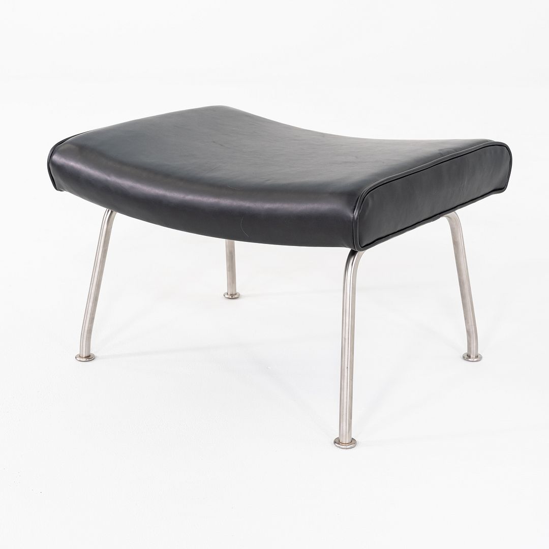 CH446 Footstool