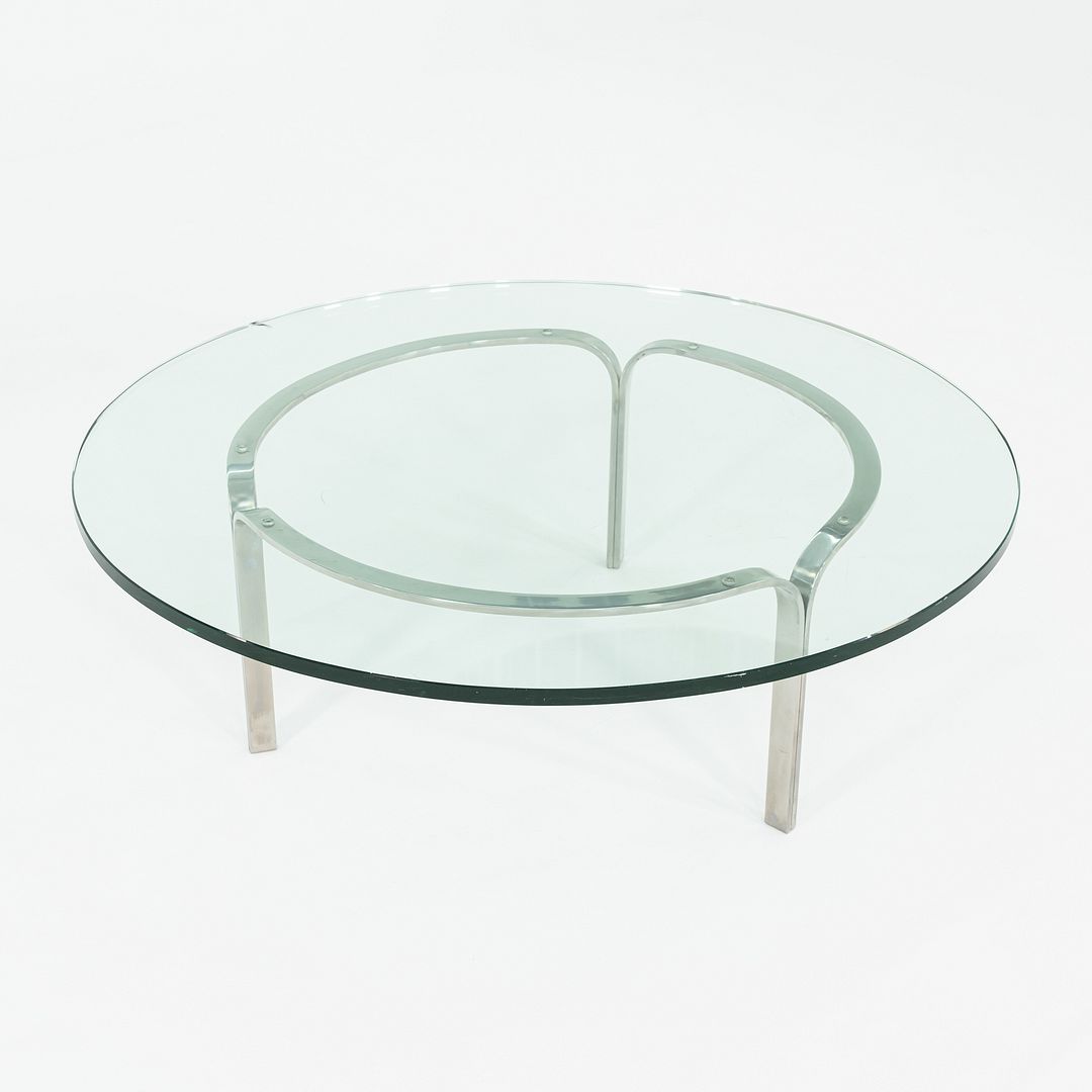 Ribbon Table