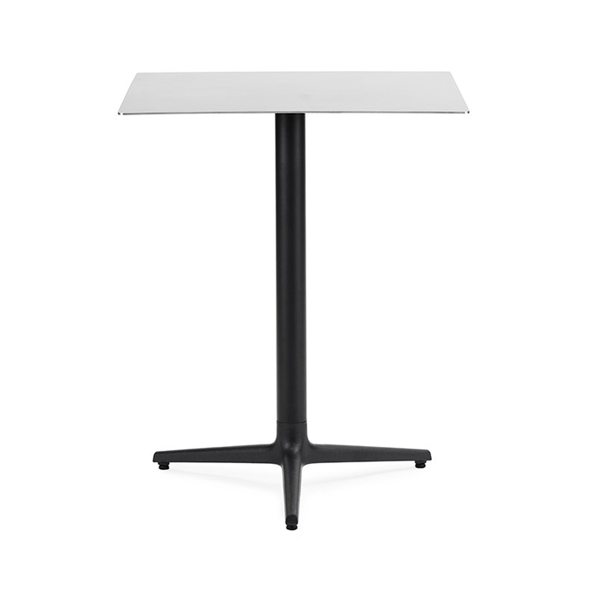 Allez Dining Table — 3 Legs
