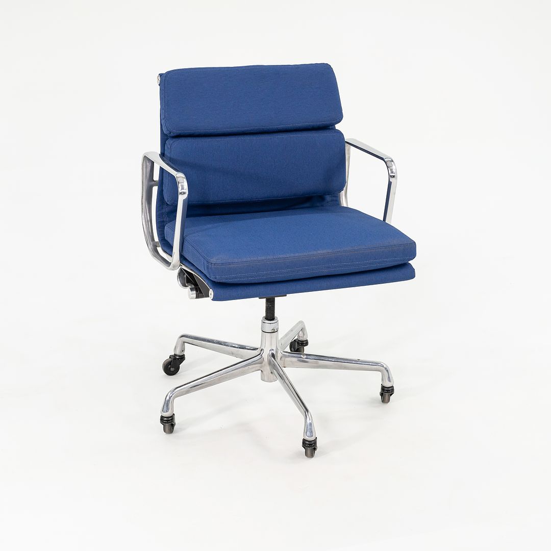 Soft Pad Management Chair, EA435 by Ray and Charles Eames Rarify