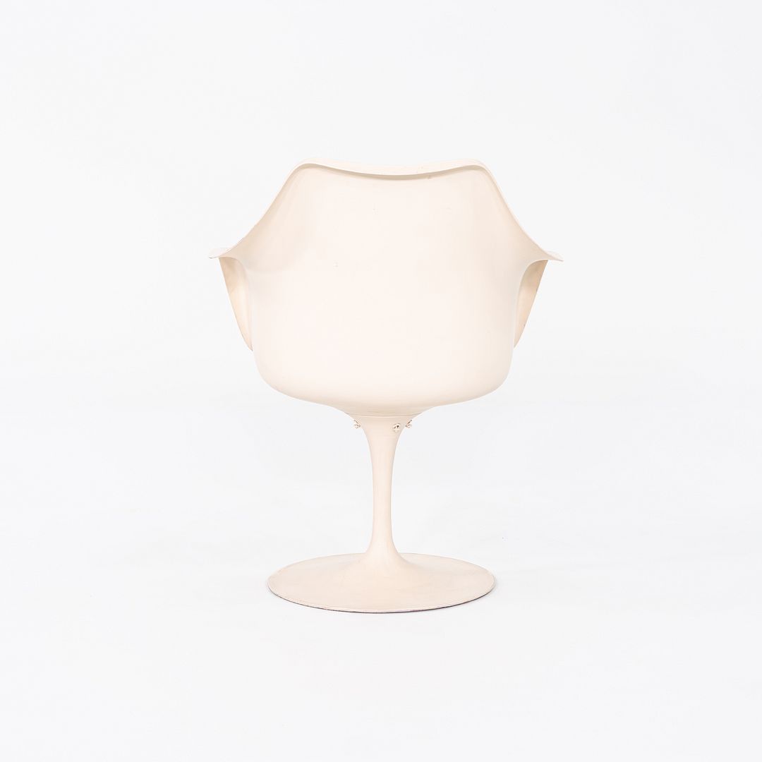 Saarinen Pedestal Tulip Armchair, Model 150 US