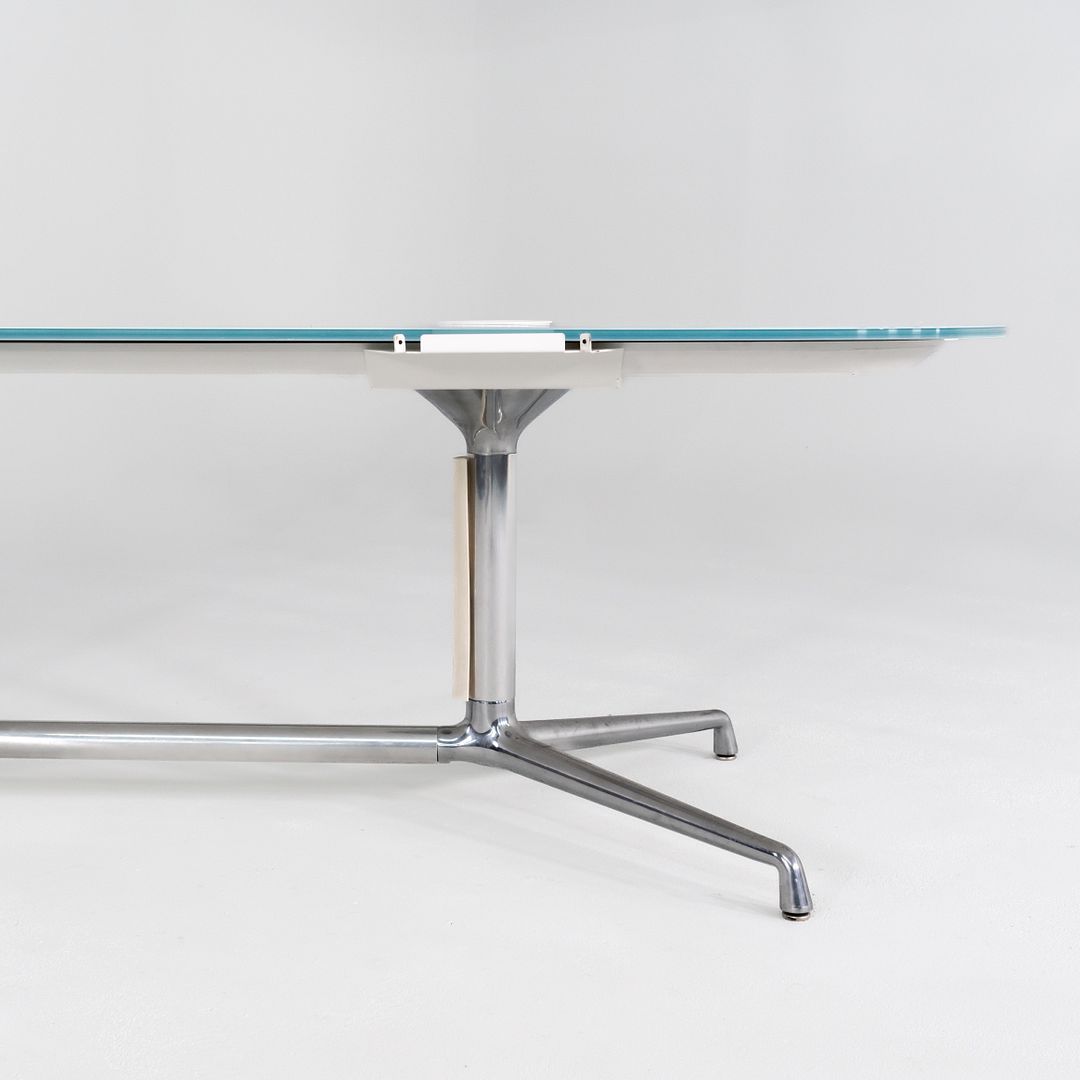 SW_1 Conference Table