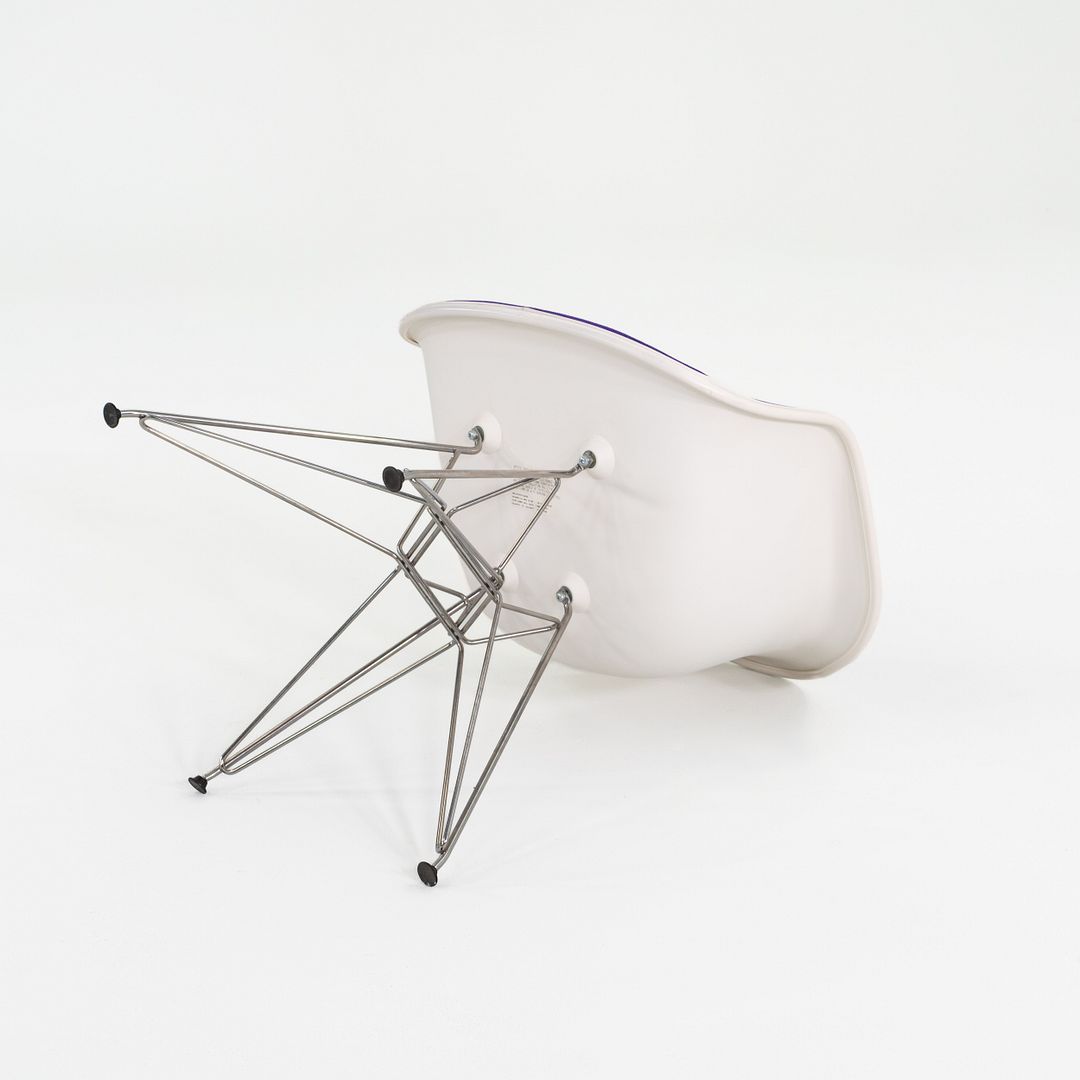 DAR Armchair