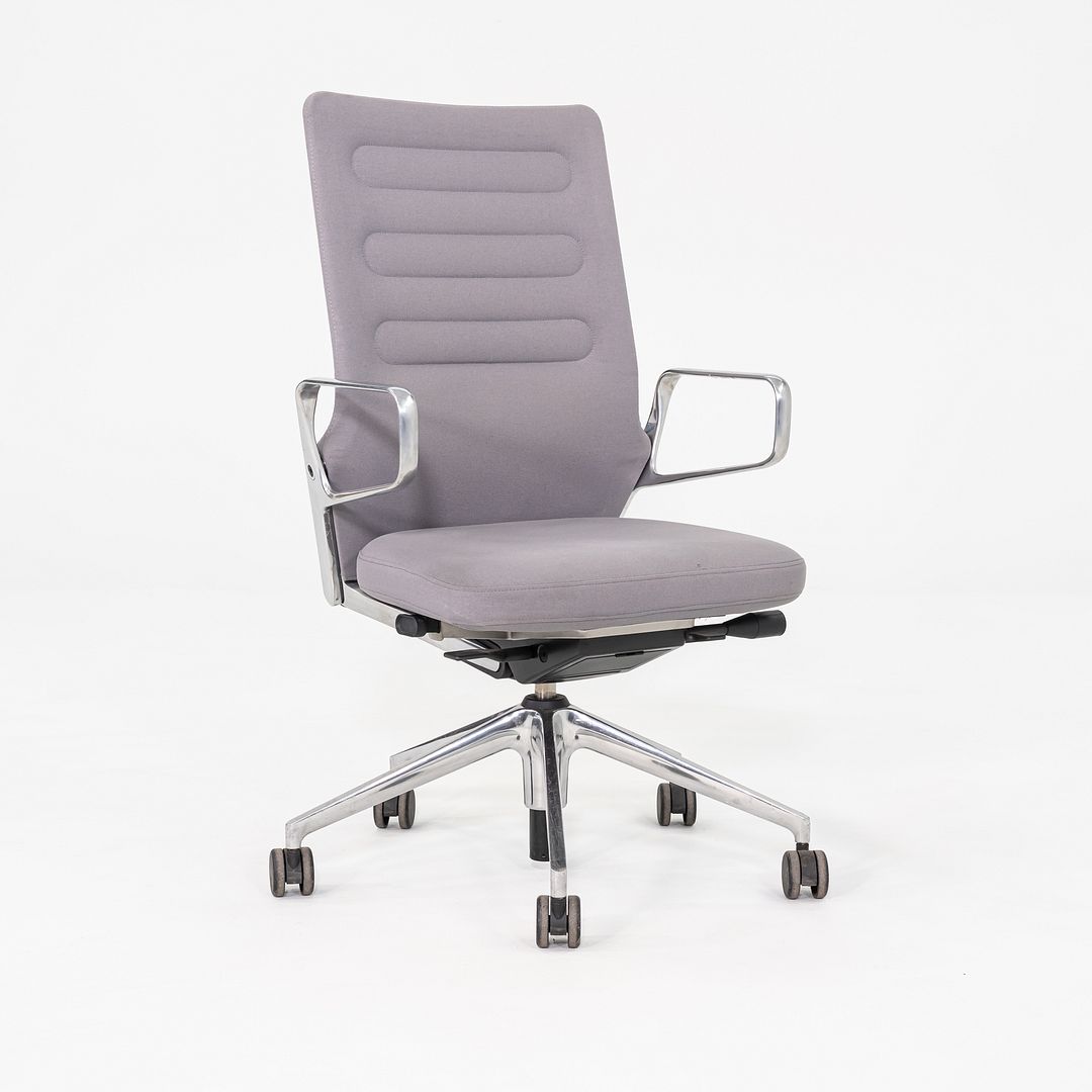 AC 5 Desk Chair