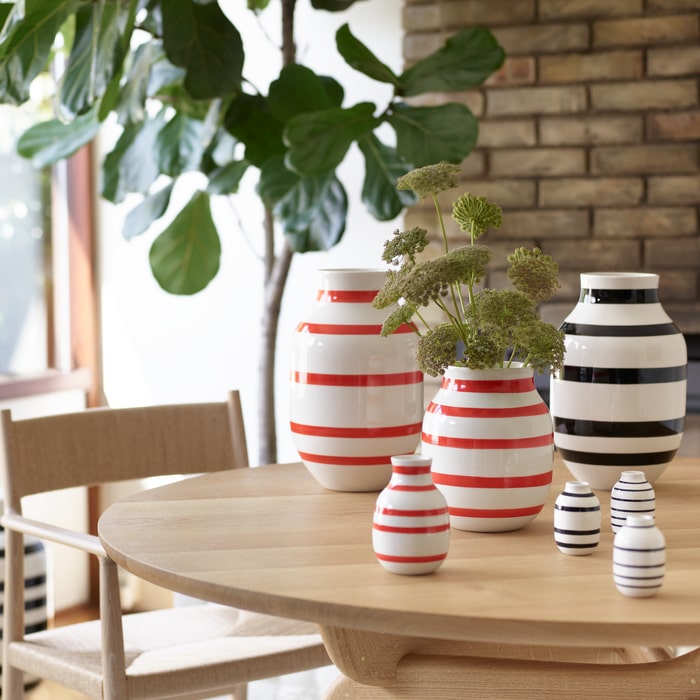 Kähler Omaggio Vase — Black