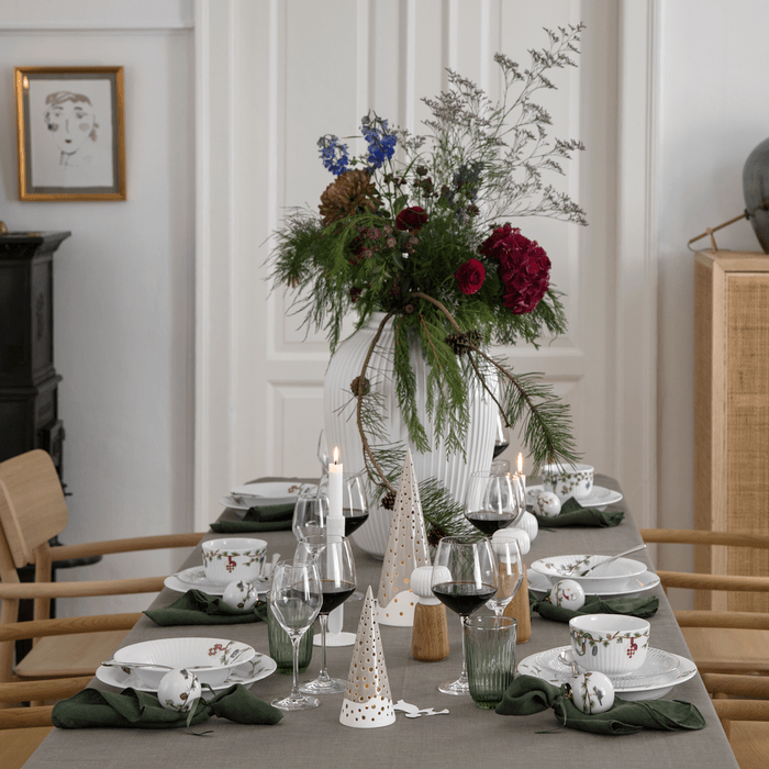 Hammershøi Floor Vase — White