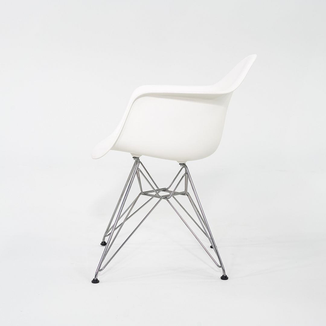 DAR Chair
