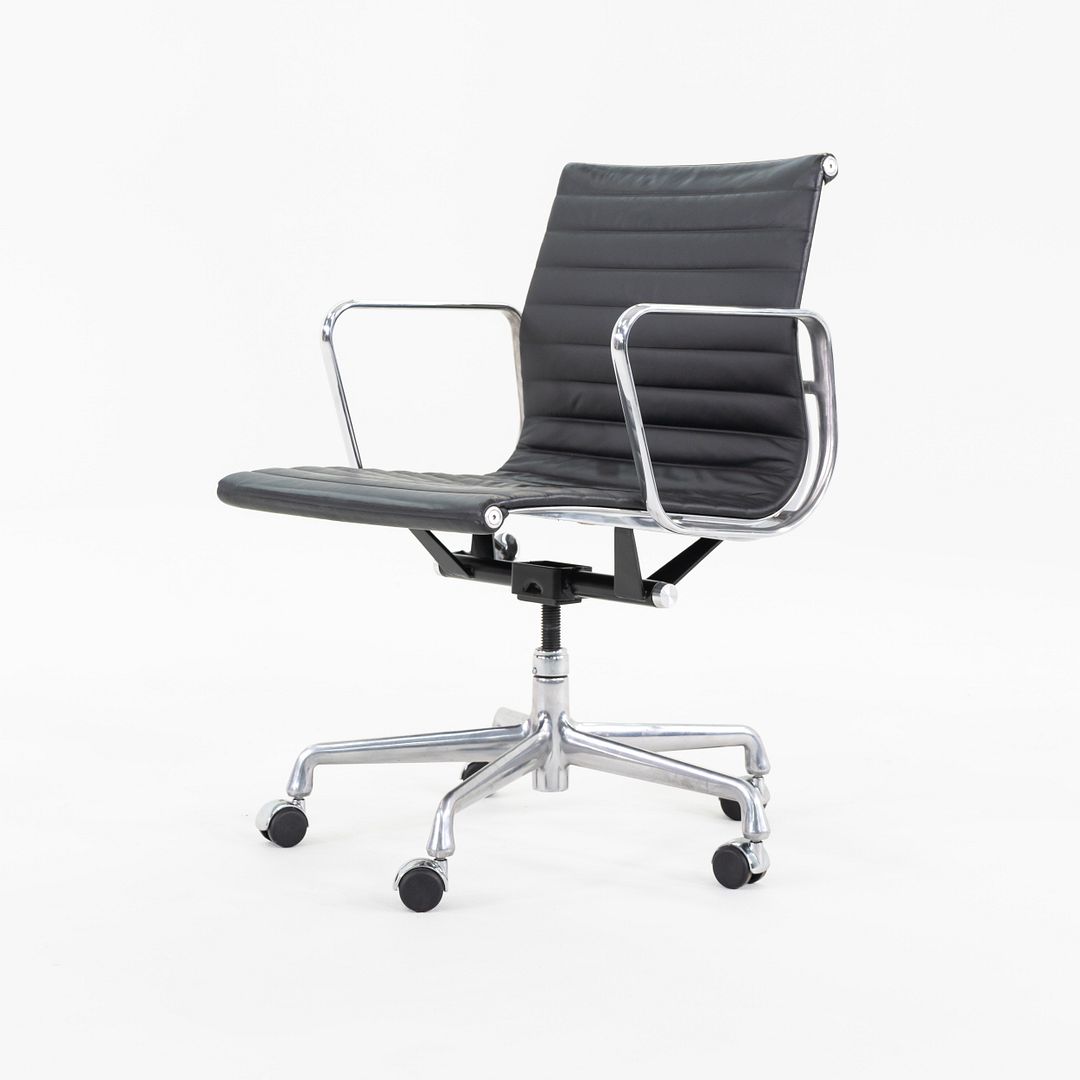 Aluminum Group Management Desk Chair