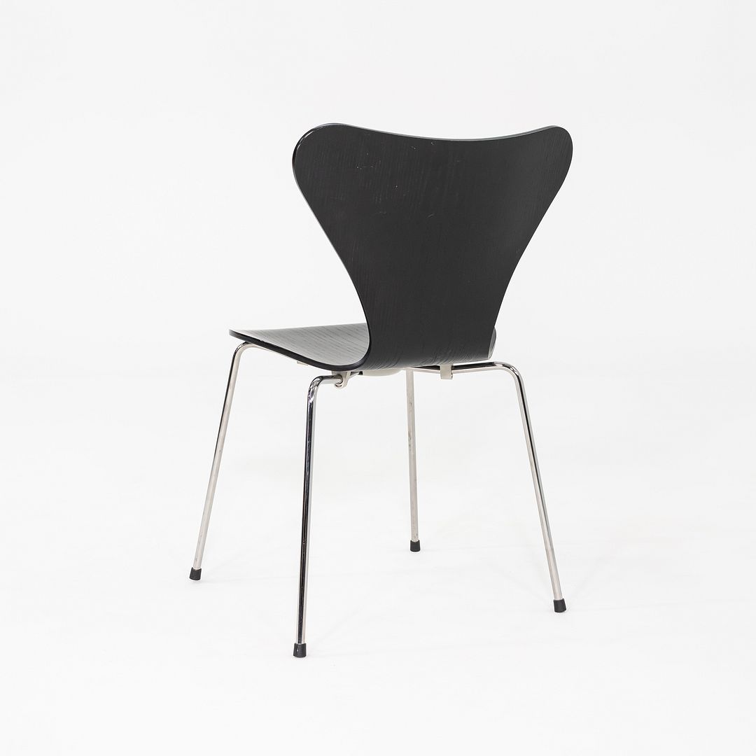 Series 7 Chair, Model 3107