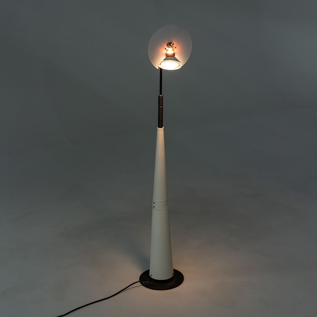 1195 Floor Lamp