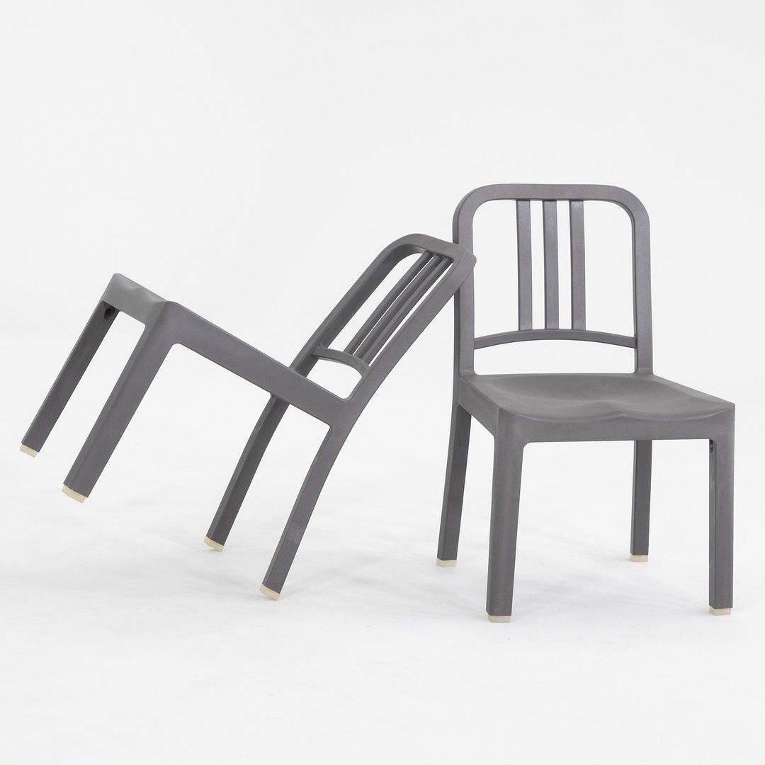 111 Navy Mini Chair