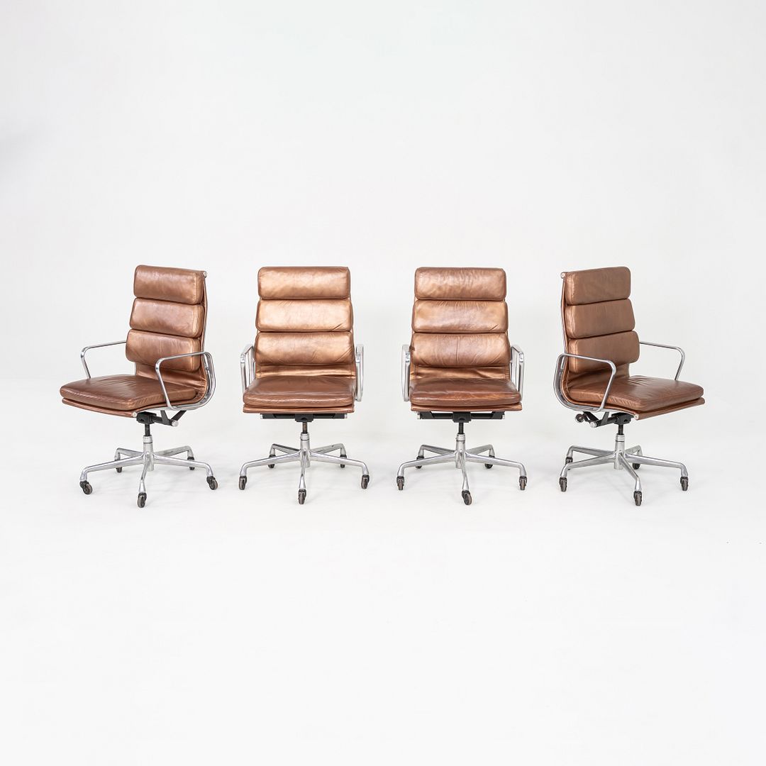Soft Pad Executive Desk Chair, Model EA437