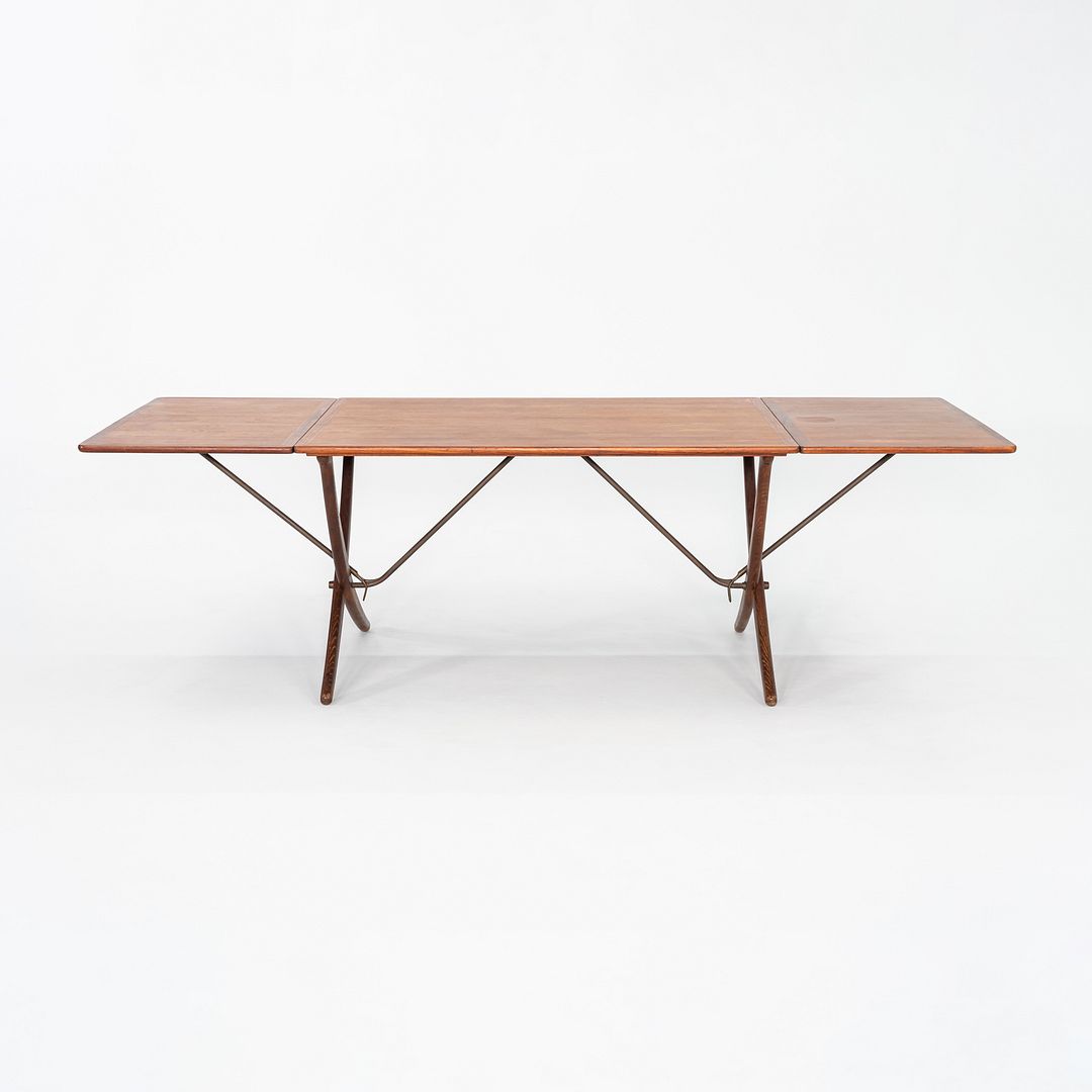 AT-304 Dining Table