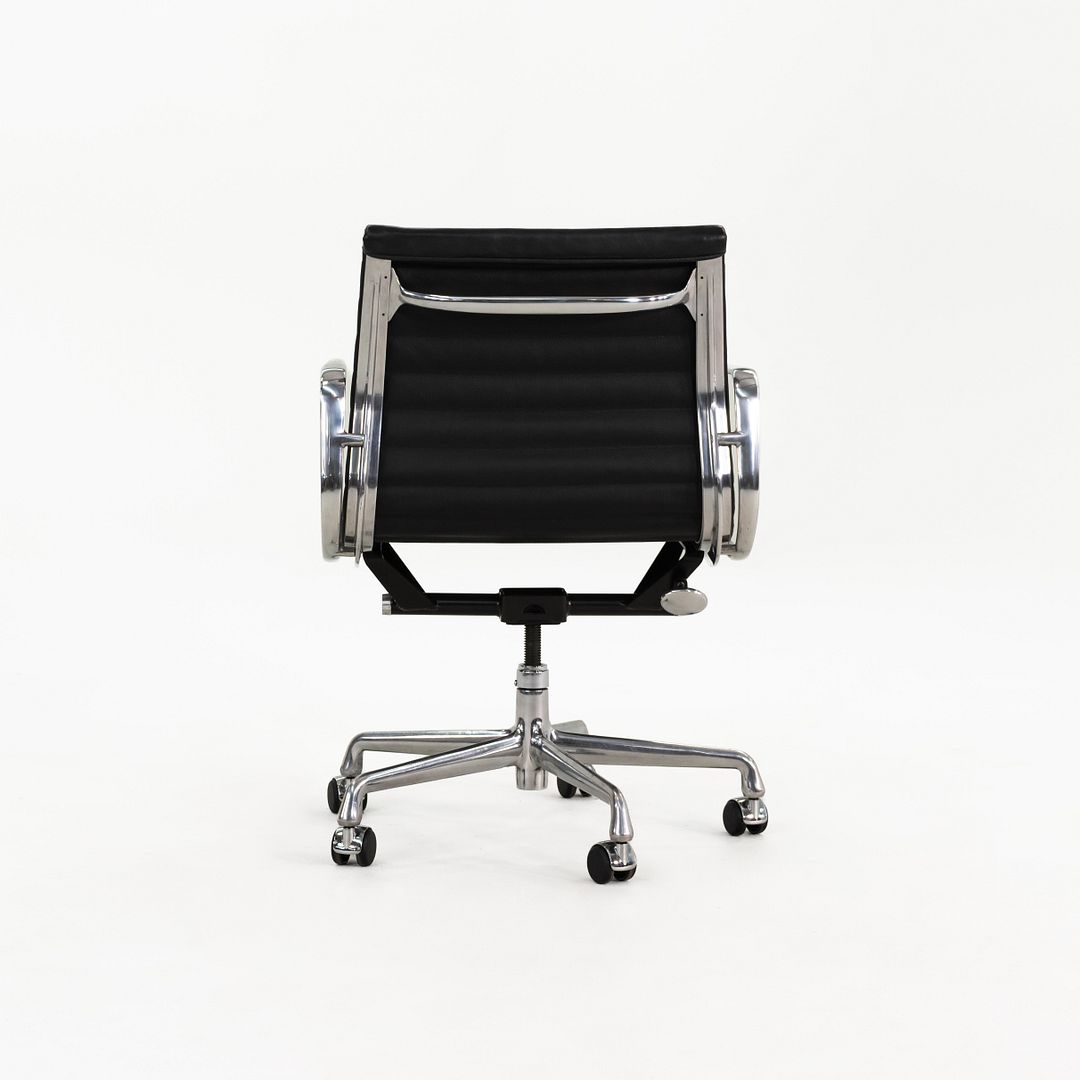 Aluminum Group Management Desk Chair, Model EA335