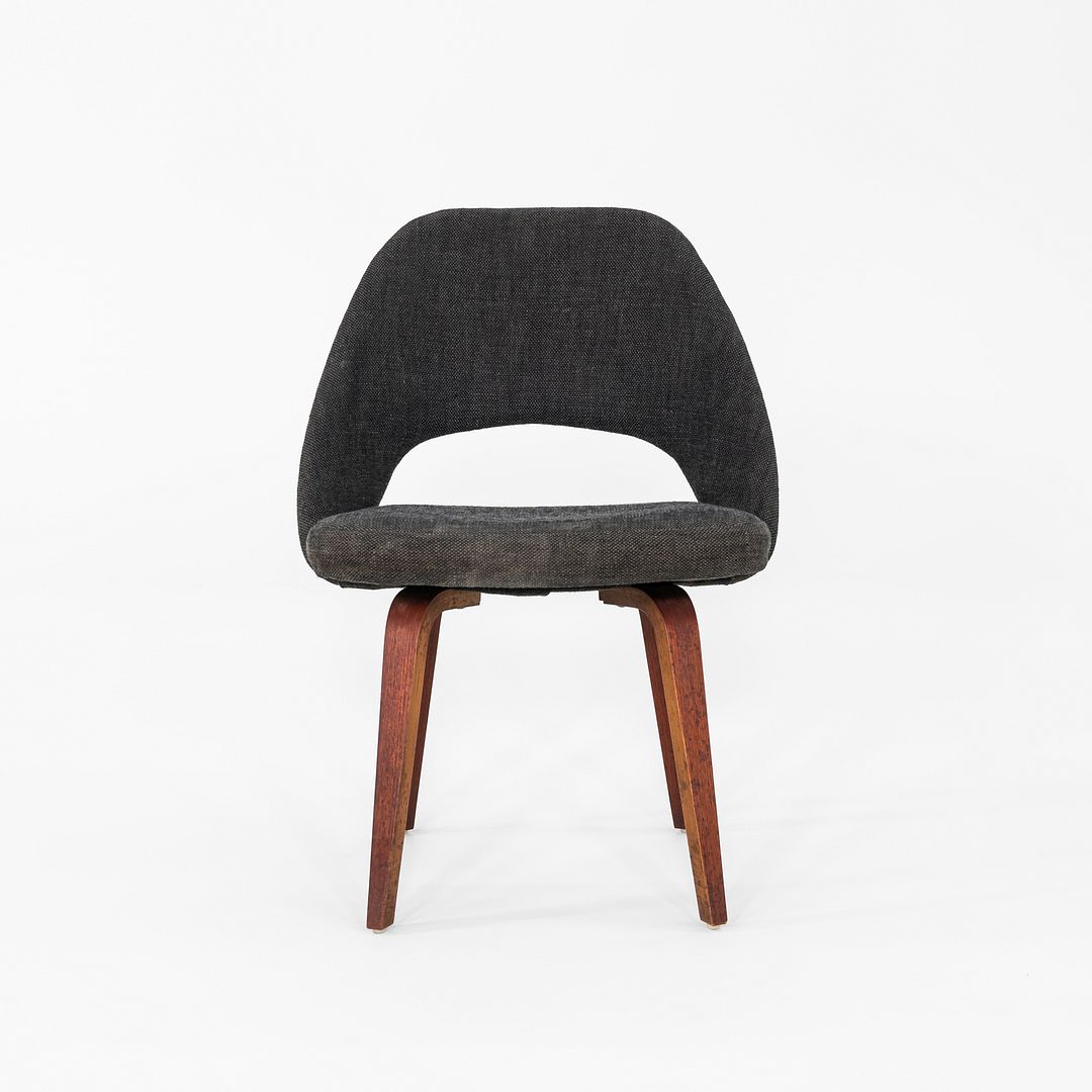 Saarinen Executive Side Chair
