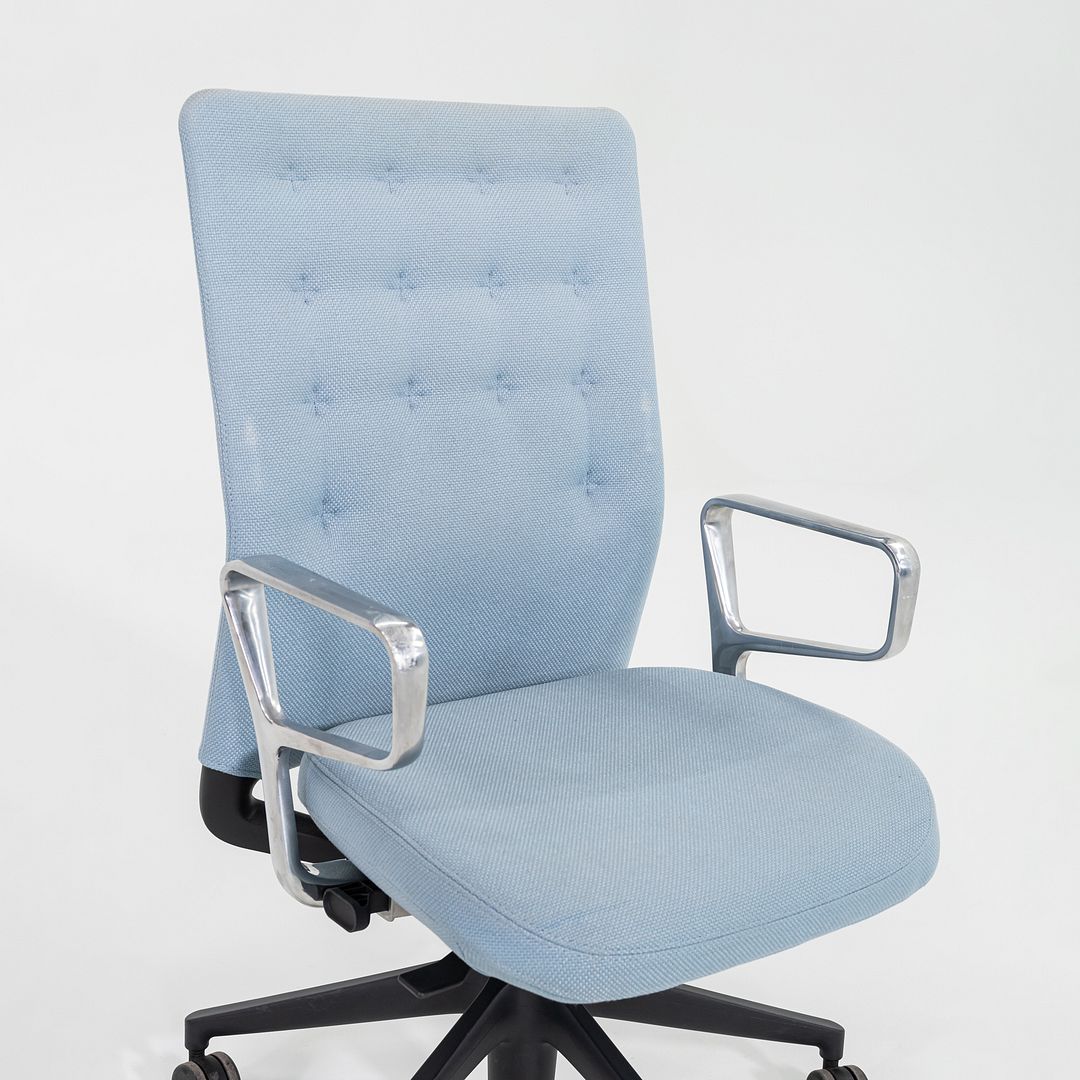 ID Trim Desk Chair