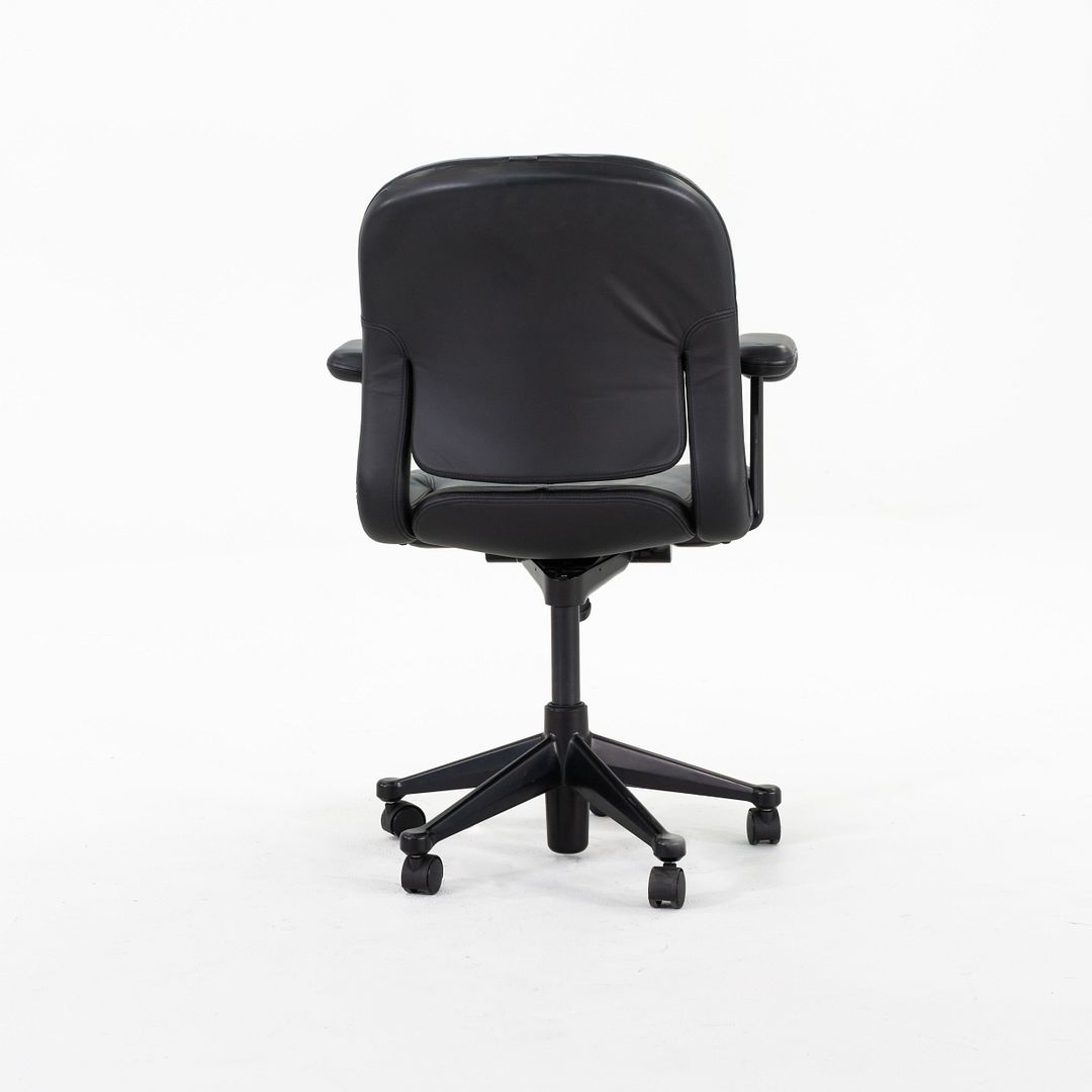 Equa Desk Chair