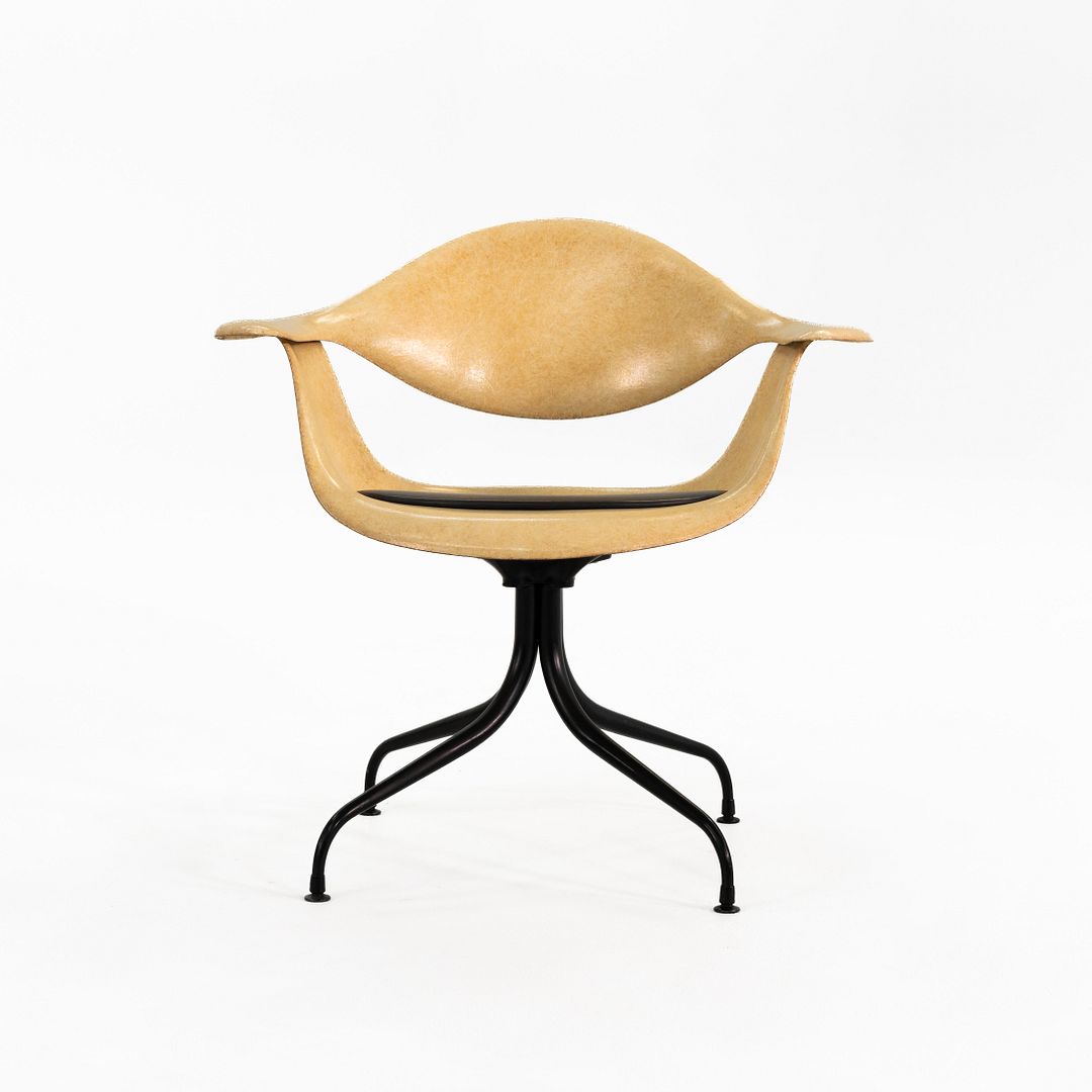 Swag Leg Armchair, Model MAF