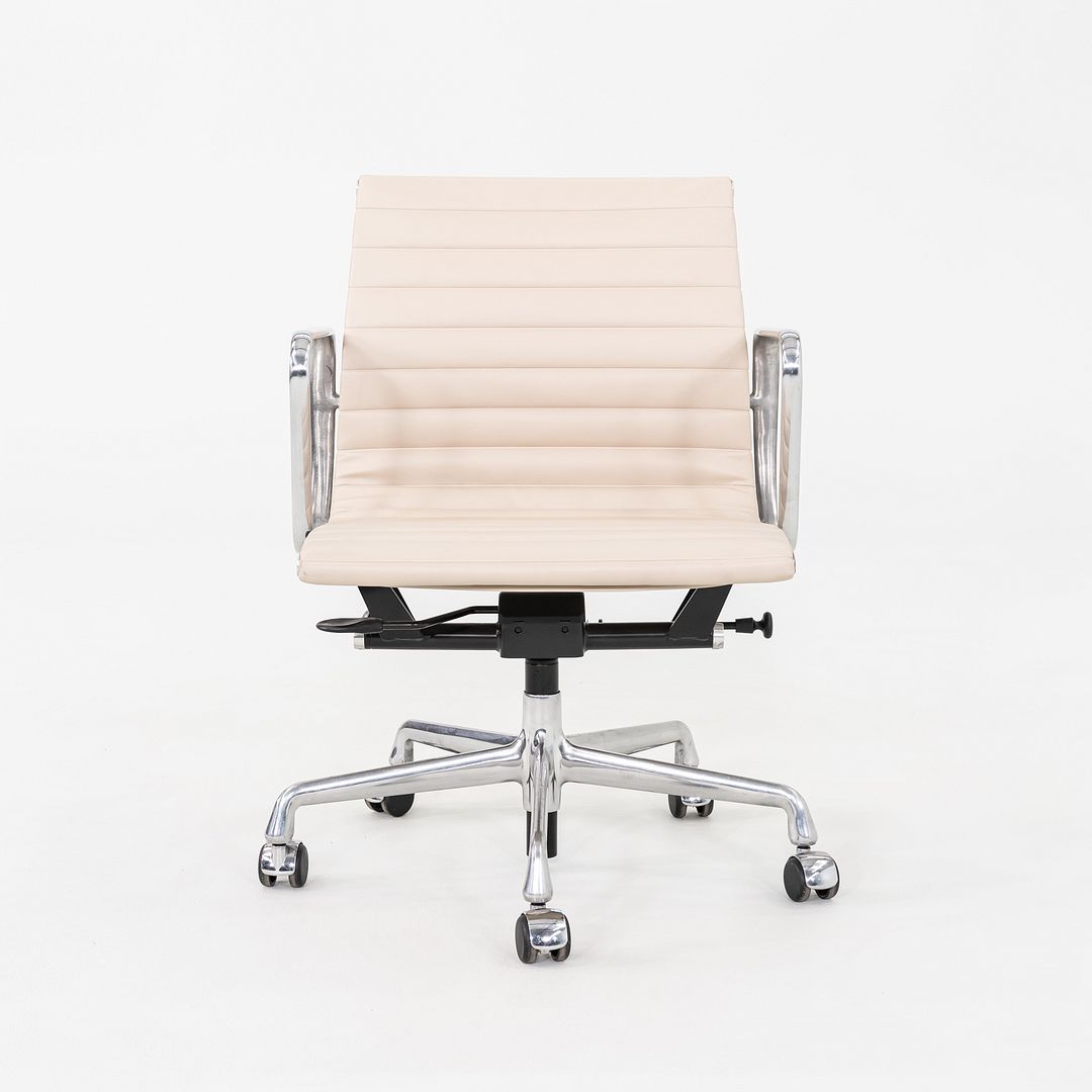 Aluminum Group Management Desk Chair, Model EA335