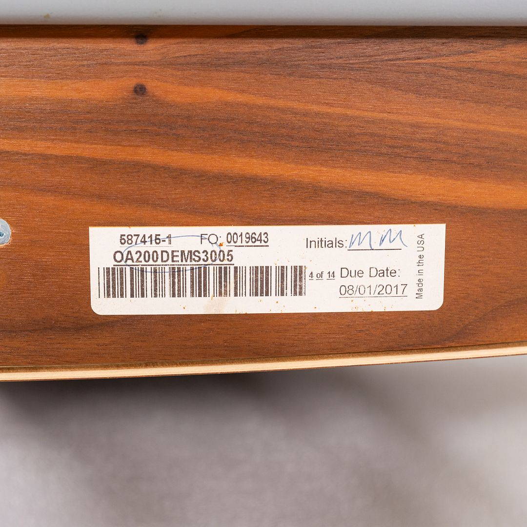 Swoop Lounge Chair