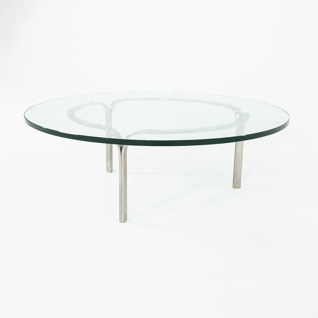 Ribbon Table